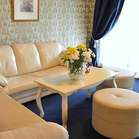 Anastasia Boutique